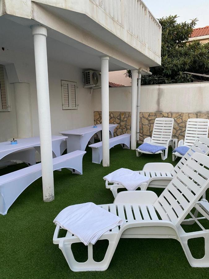 Luma Rooms Rudina Exterior photo